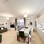 Sky & Sea Beachfront With Panoramic Terrace *