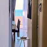 Apartman Sky & Sea Beachfront With Panoramic Terrace *