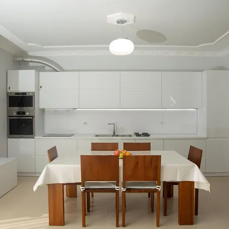 Apartman Sky & Sea Beachfront With Panoramic Terrace