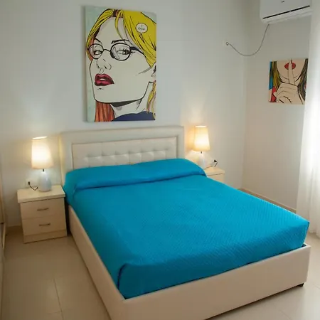 Sky & Sea Beachfront With Panoramic Terrace Apartman *