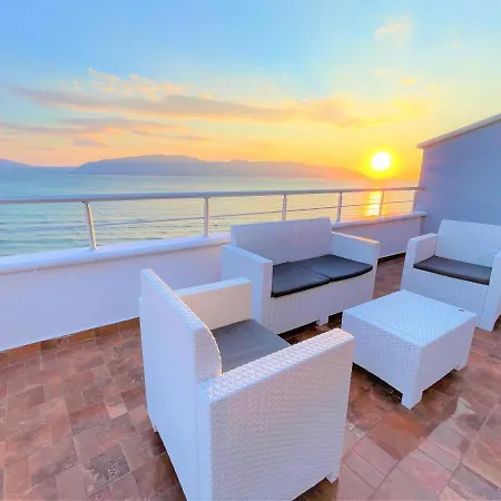 Sky & Sea Beachfront With Panoramic Terrace Apartman Vlora