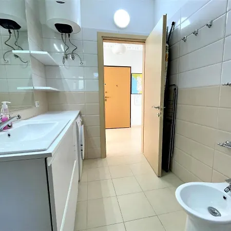 Sky & Sea Beachfront With Panoramic Terrace Apartman Vlora