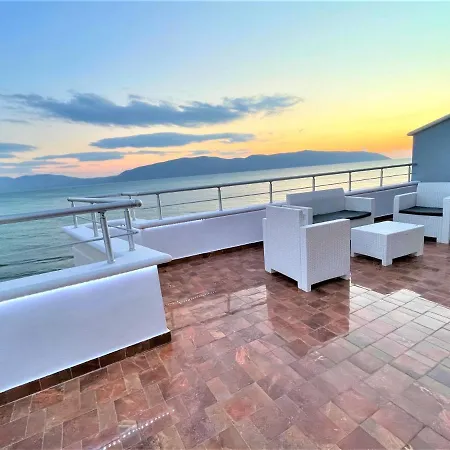 公寓 Sky & Sea Viewing *