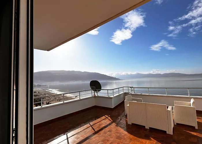 Apartment Sky & Sea Beachfront With Panoramic Terrace *