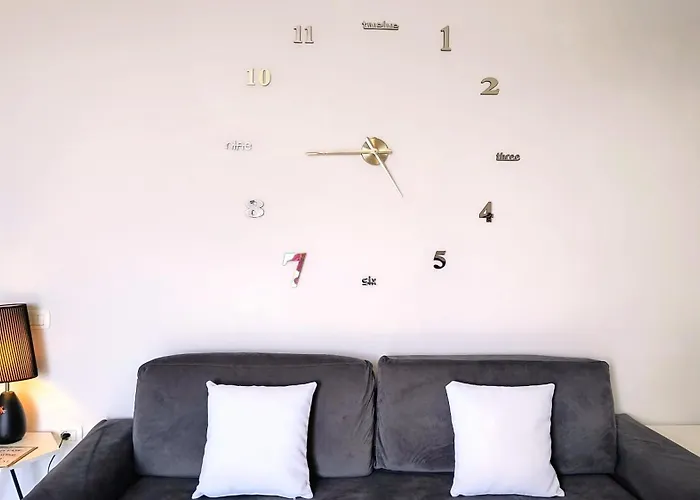 Sky & Sea Beachfront With Panoramic Terrace *